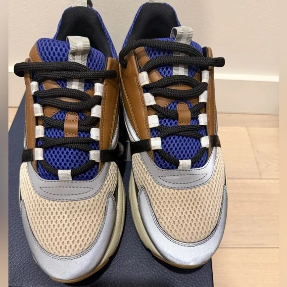 Dior sneaker M-B22, violet , cream , coffee brown, size 42. ( like new) - Picture 2 of 8